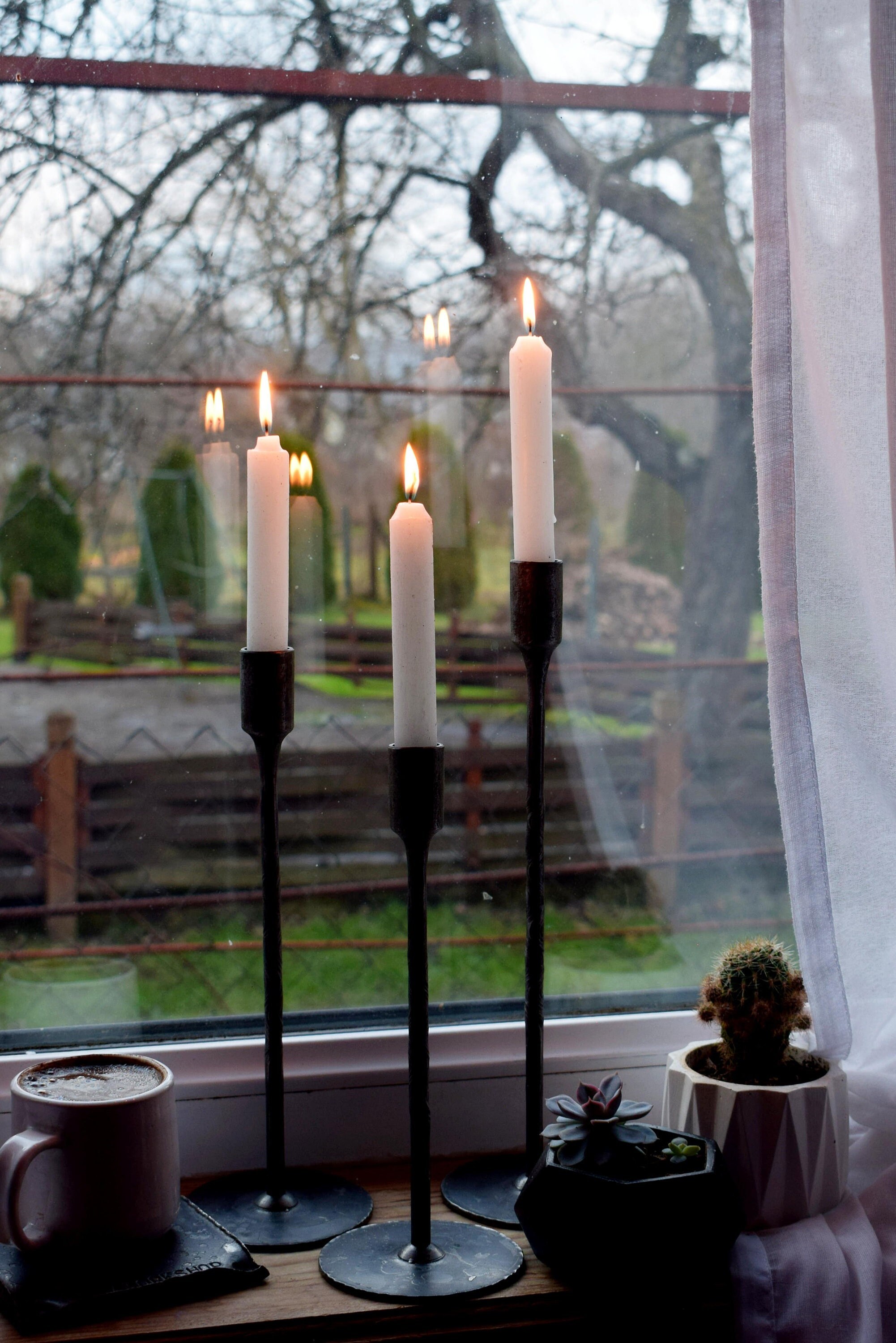 Black candlestick 2024