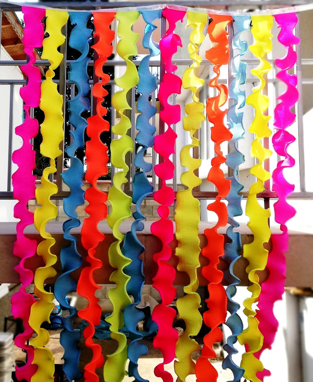 Rainbow, Streamers Backdrop, Fiesta Mexican, Crepe Paper Garlands