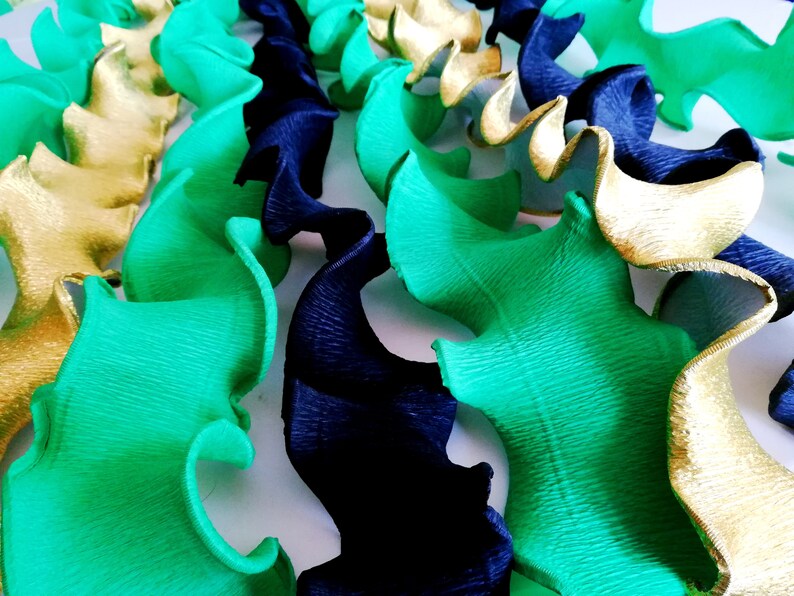 12 large crepe Paper strands seaweed Streamers Backdrop Wall Etsy