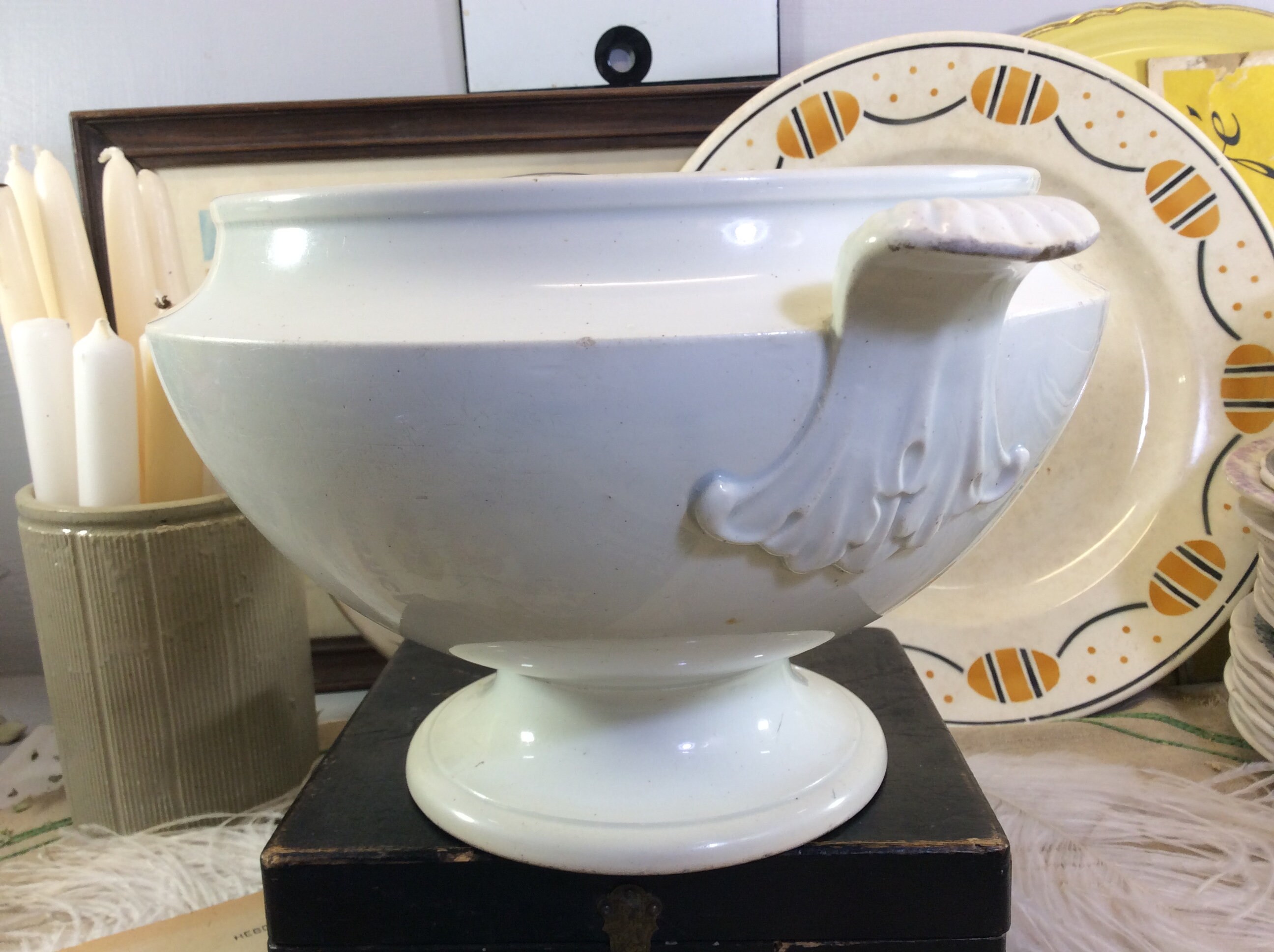 Antique David Johnson Jules Vieillard Bordeaux Blanc Détresse Tureen - Antique en D. J. Vieillard