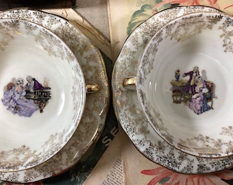 Ensemble de 2 bols à soupe en porcelaine de Limoges vintage avec soucoupes assorties - Bols à bouillon de Limoges à deux poignées décorés de couples romantiques