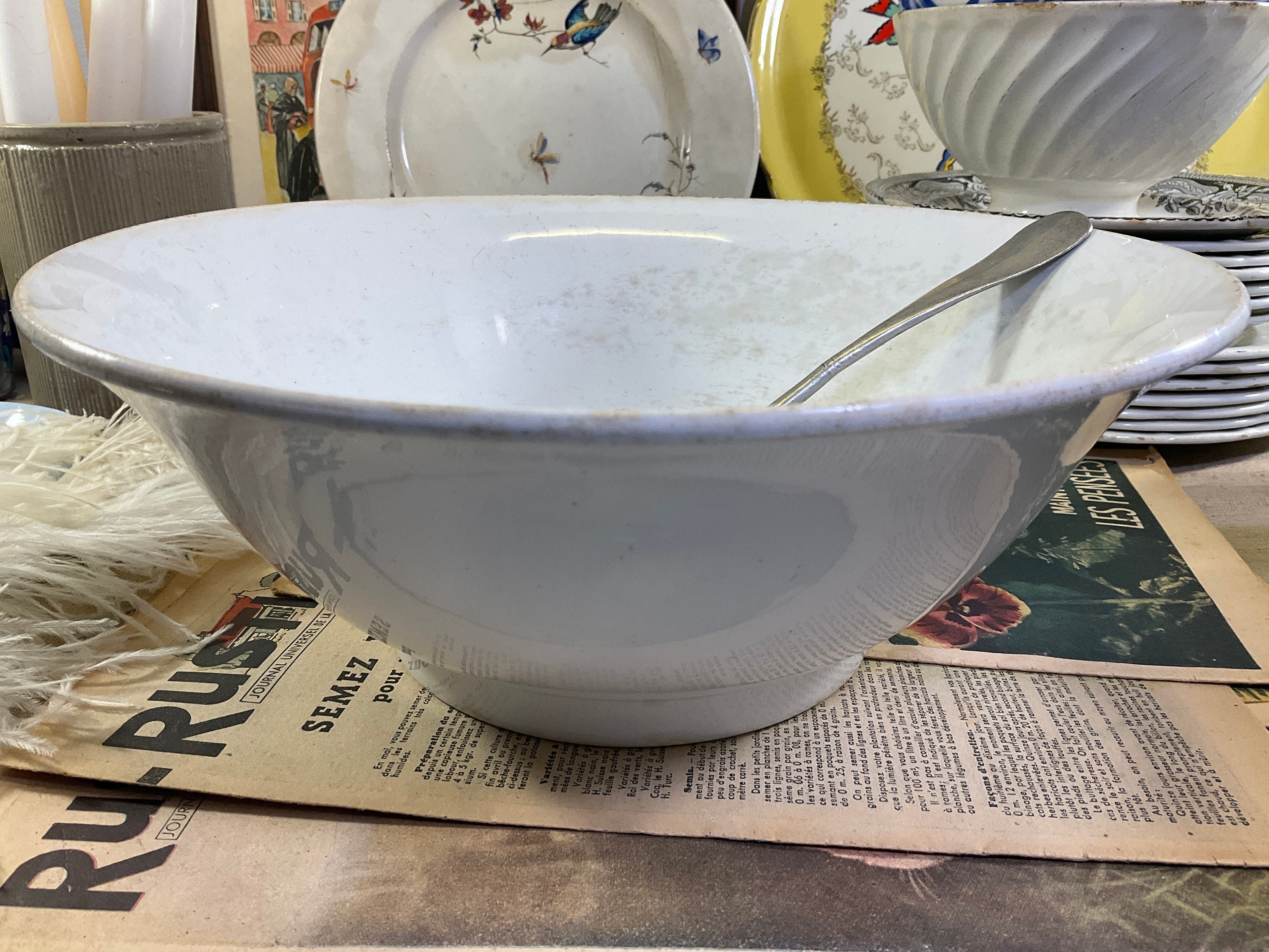 1932 St Amand Large & Deep White Bowl, Distressed Antique Serving 1930S Fruit Shabby Bowl