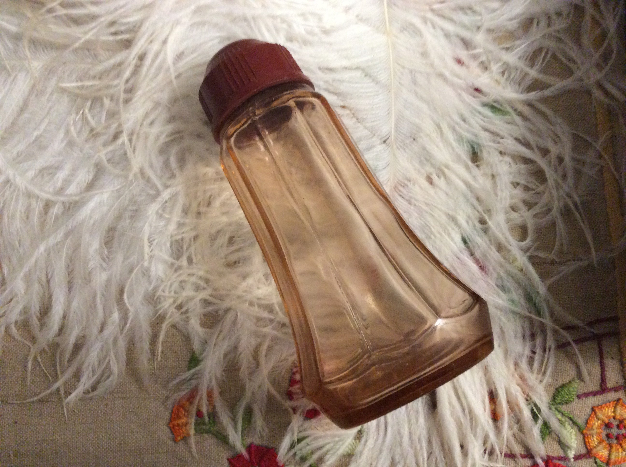 Français Art Déco Pink Glass Sugar Shaker - 20S 30S Français Vintage Kitchenalia