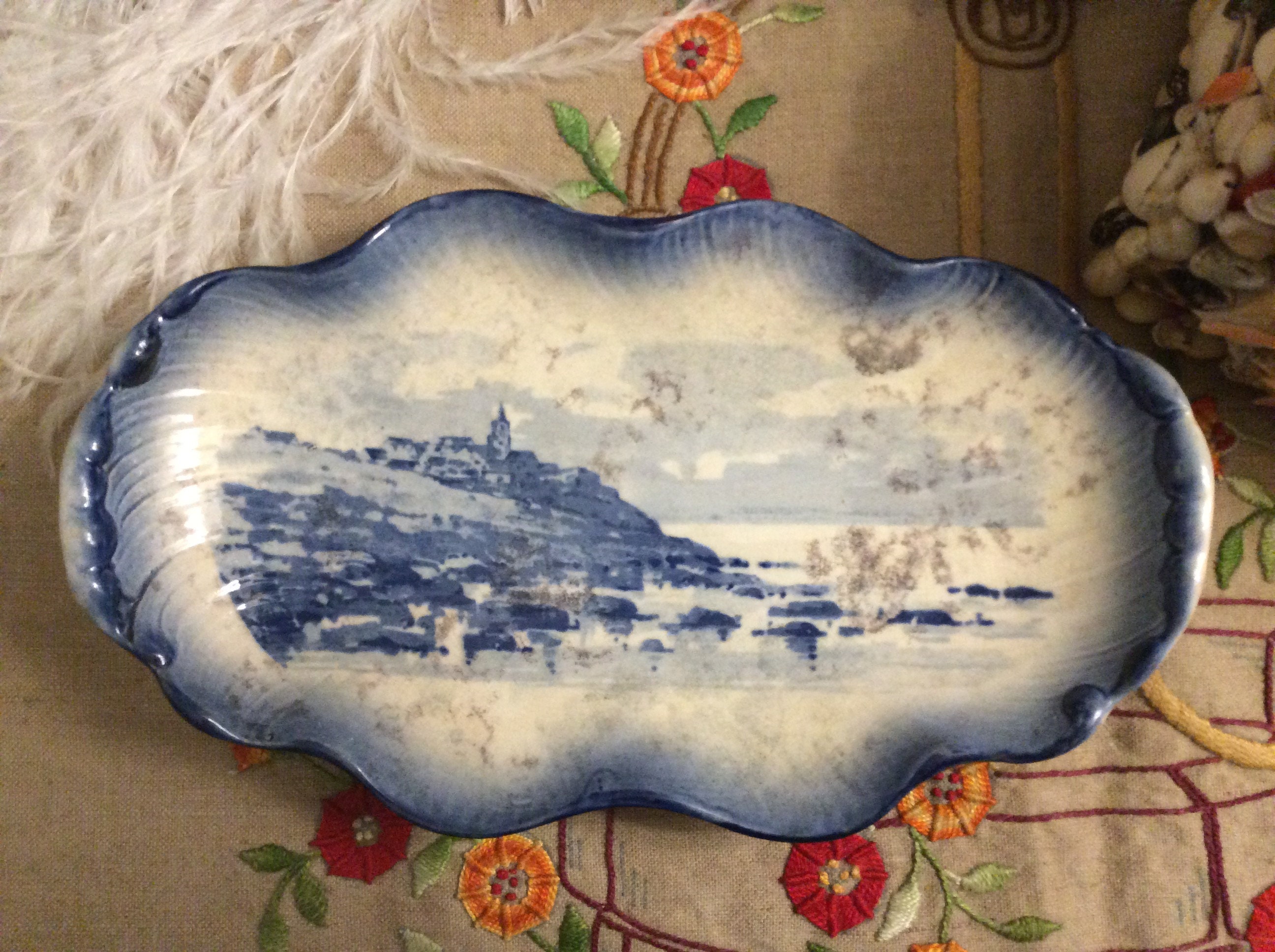 Français Antique E Bourgeois Paris Ravier - Distressed Blue Dish & White Village sur Le Sujet Plat O