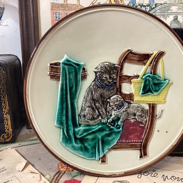 Antique German Geschutzt Majolica Plate Decorated with Two Cats on a Chair - Cat Majolica Plate
