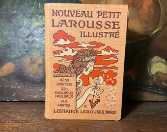 Antique French Dictionary, Illustrated Petit Larousse, 1913