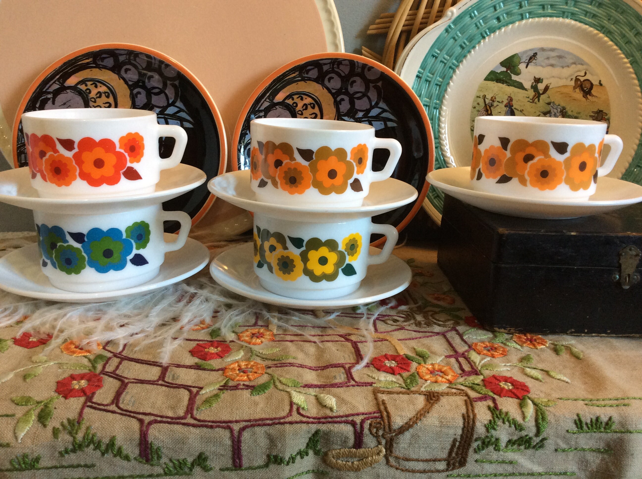 arcopal (アルコパル) ブルーの縁にブルーの花　6枚セット arcopal (アルコパル) ブルーの縁にブルーの花6枚セット