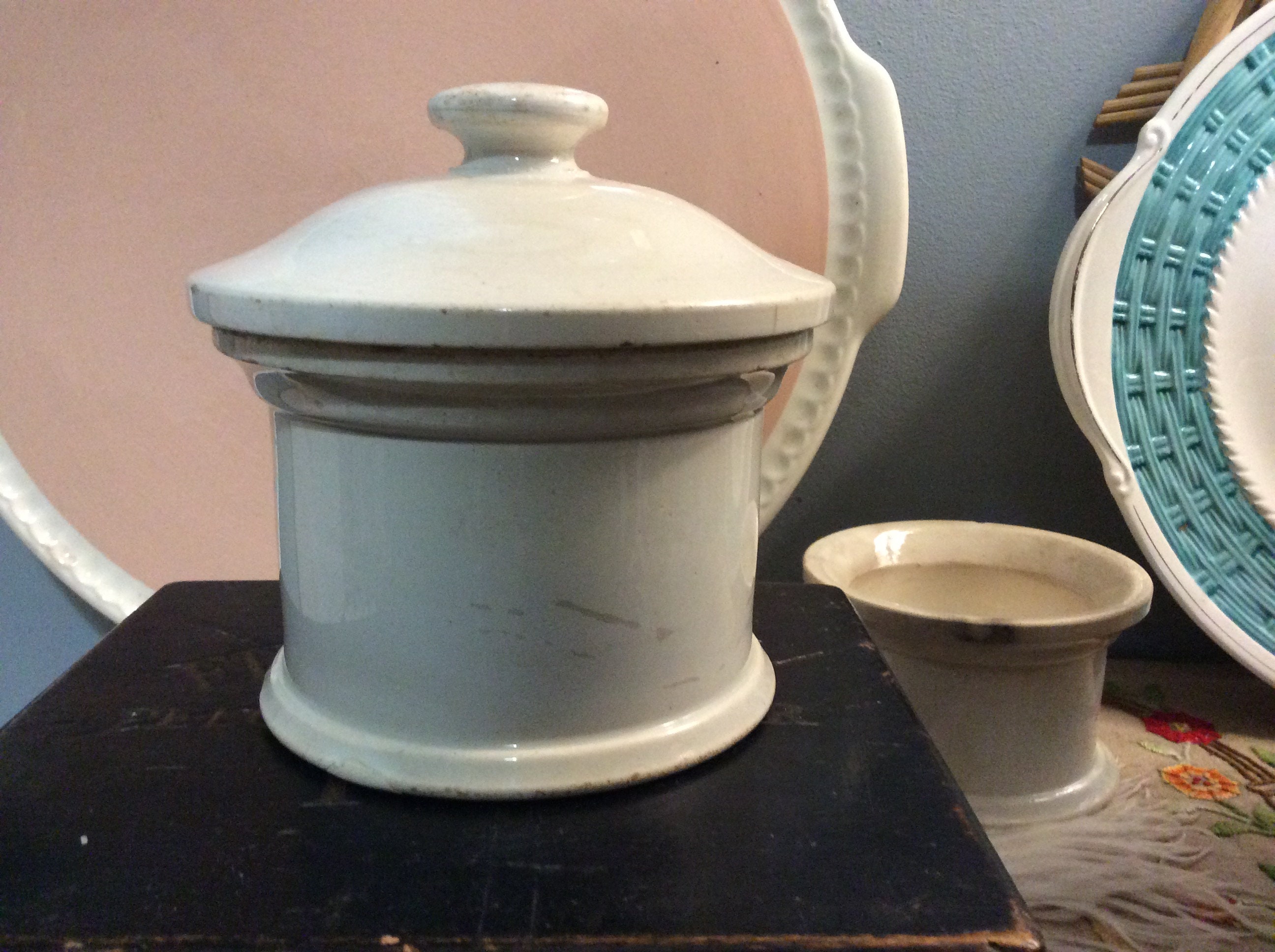 Antique Creil et Montereau Lidded Mustard Pot, Antique Turn Of The Century Français Jam Old Shabby T