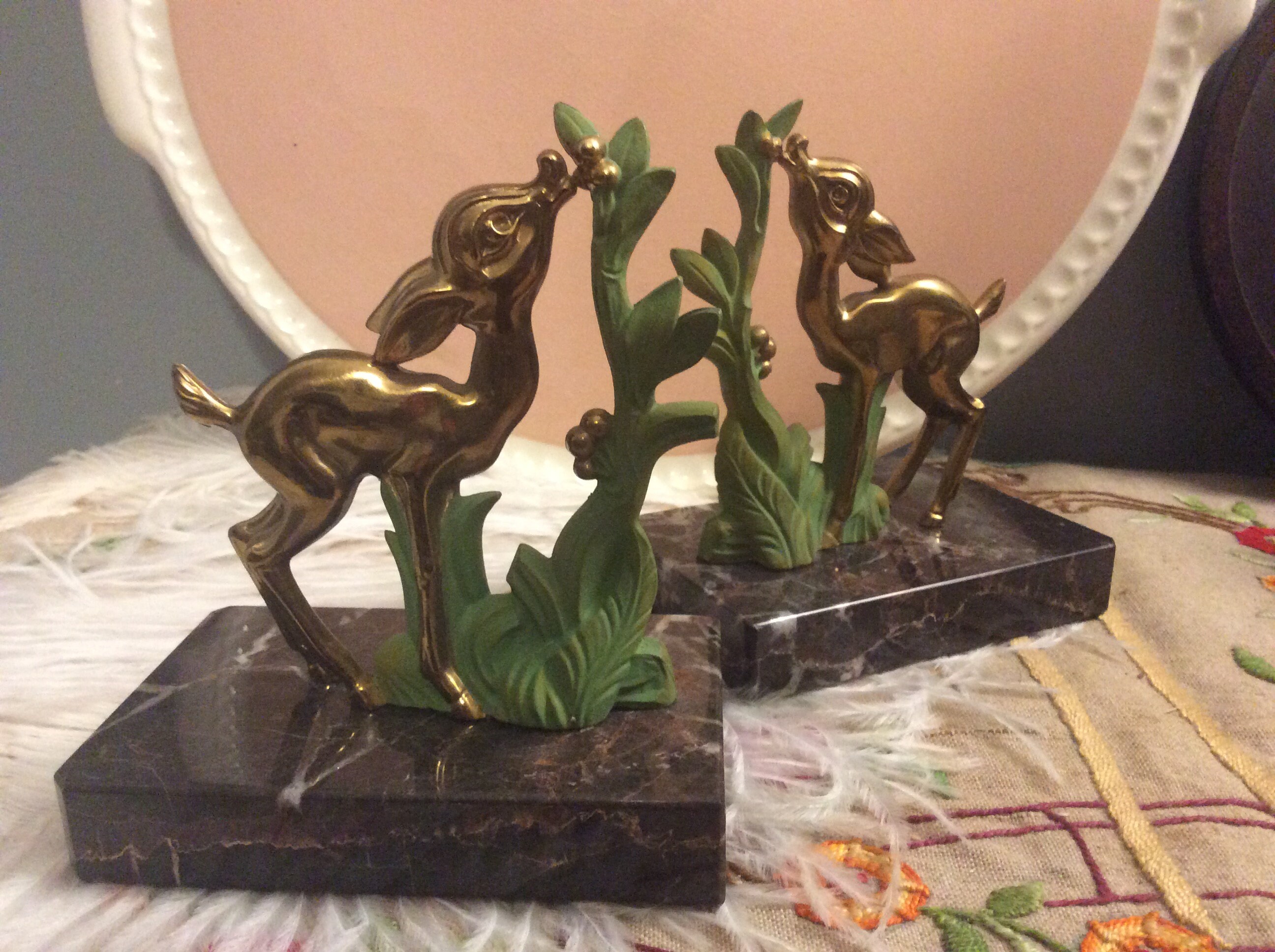 Français Vintage Spelter Fawn On Marble Bookends, Bambi Baby Deer Cute Animals Figurines