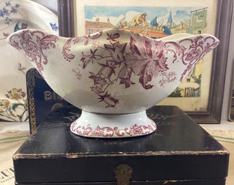 Francés antiguo St Amand et Hamage rosa Campanula Bell Flores Sauce Boat, Shabby Pink Bellflowers Floral Ironstone Salsera, Floral Rosa