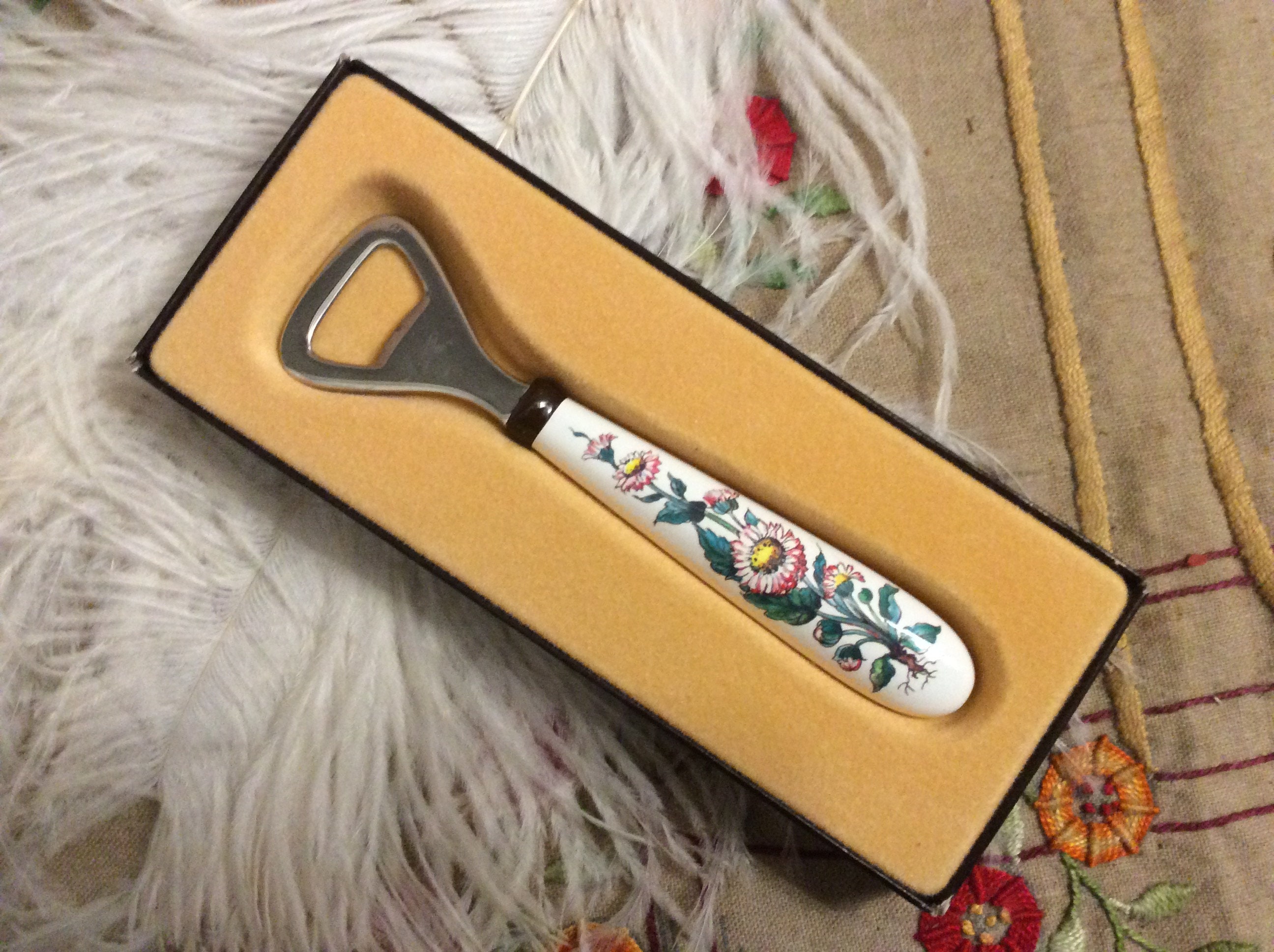Vintage Villeroy et Boch Botanica Bottle Opener - Floral & Daisies Pattern