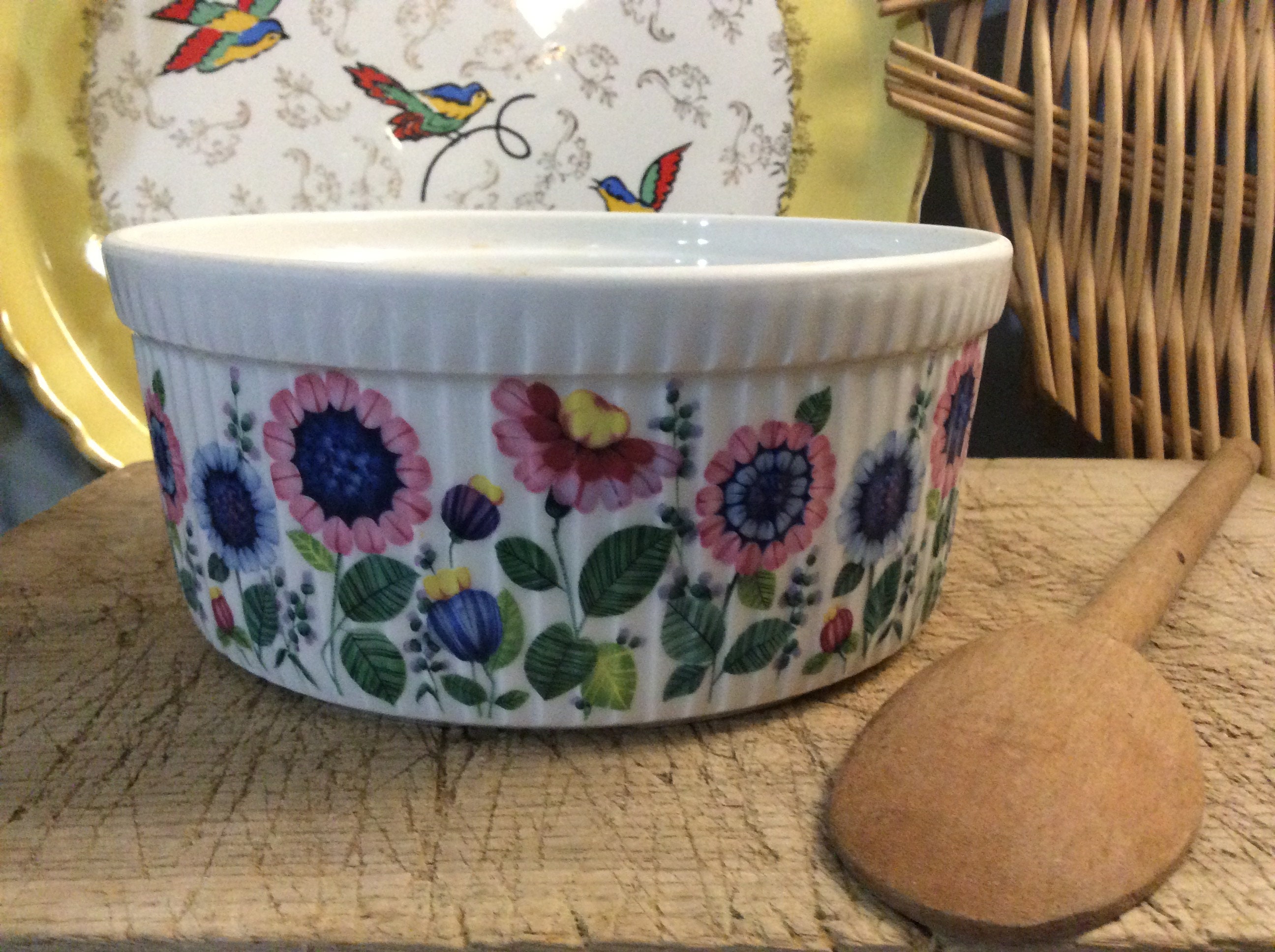 Français Vintage Flowers Porcelain Serving Bowl, Français Round 70S Style Flowers, Colorful Bowl