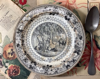 Antique Ironstone Louis Lebeuf Montereau Assiette décorative des années 1800 - Antique Montereau Black Transferware Story Plate On Apple Picking