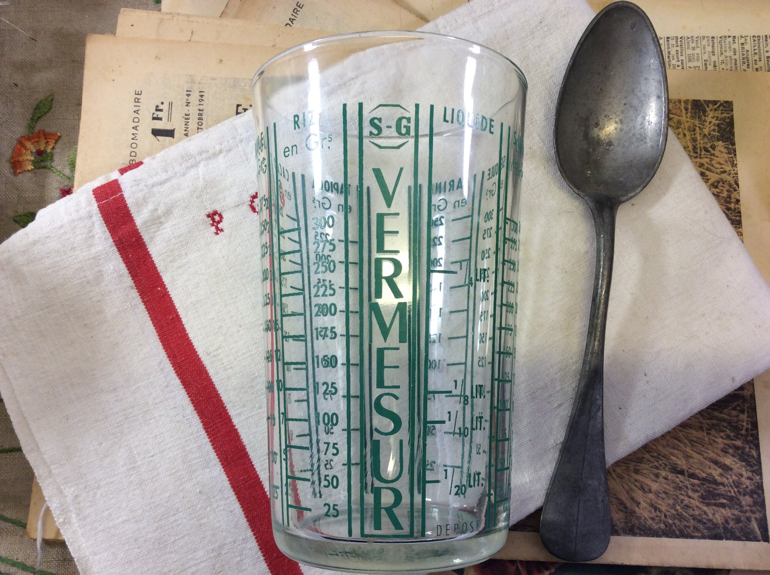 Français Original Vintage Cooks Vermesur Verre à Mesurer, Tasse Gradué, Décor de Cuisine Vert, Cuisi