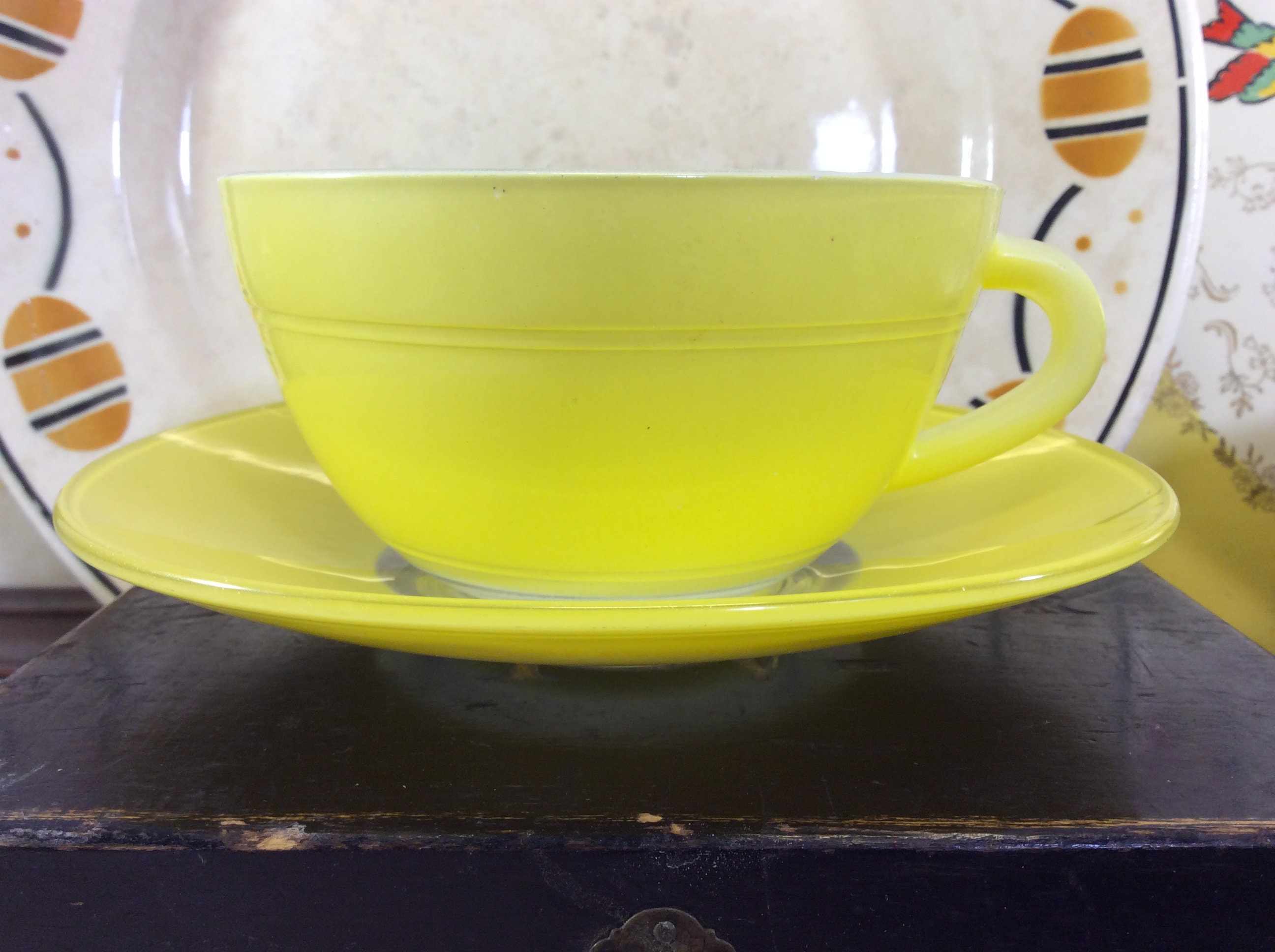 1 Grande Français Tasse et Soucoupe en Verre Jaune Duralex Vintage, Au Chocolat Chaud - Sunny Yellow