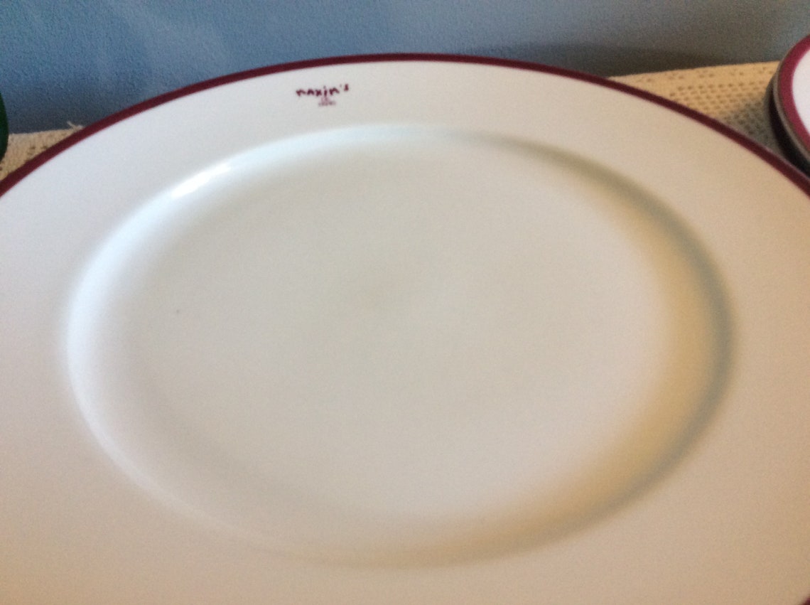 Maxim's de Paris Porcelaine Dinner Plates Paris Souvenir Etsy