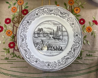 Assiette décorative antique sur le thème de Gien Napoléon - Guyon de Boulen & Cie Gien Plaque Napoléon des années 1840 - Assiette de collection sur le thème de la mort de Napoléon