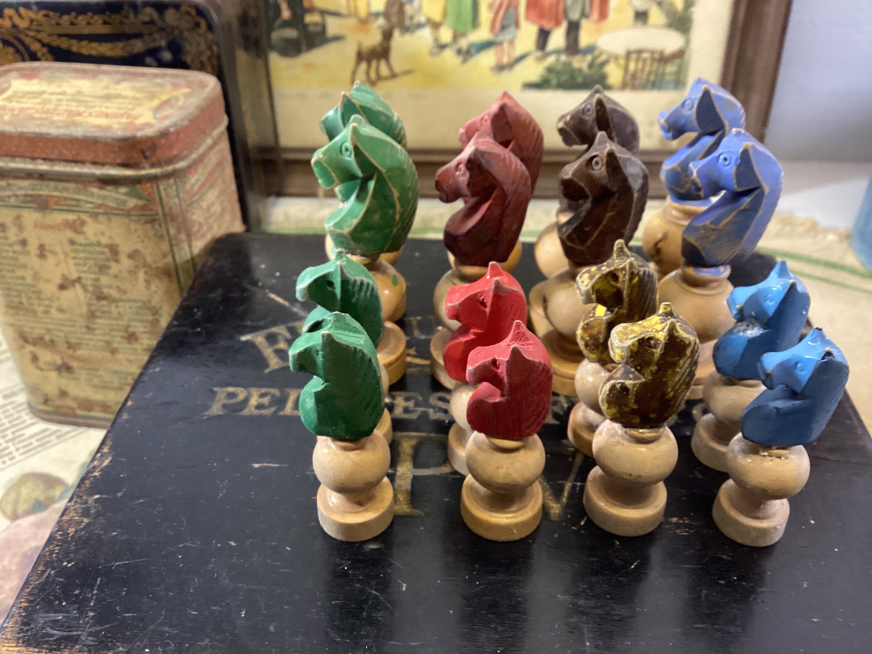 Plateau de jeux petits chevaux et jeu de l'oie Disney en bois - jouets  rétro jeux de société figurines et objets vintage