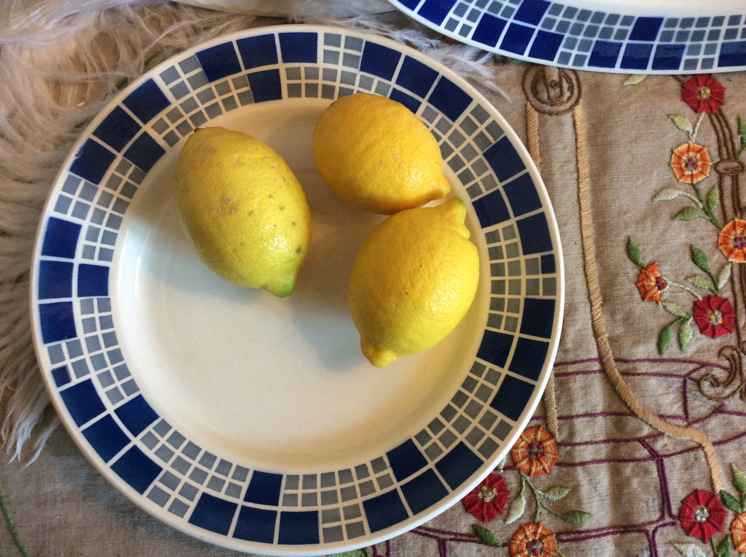 Français Vintage C M Paris Déposé Yvette Rond Serving Dish, Motif Géométrique Bleu et Gris Céramique