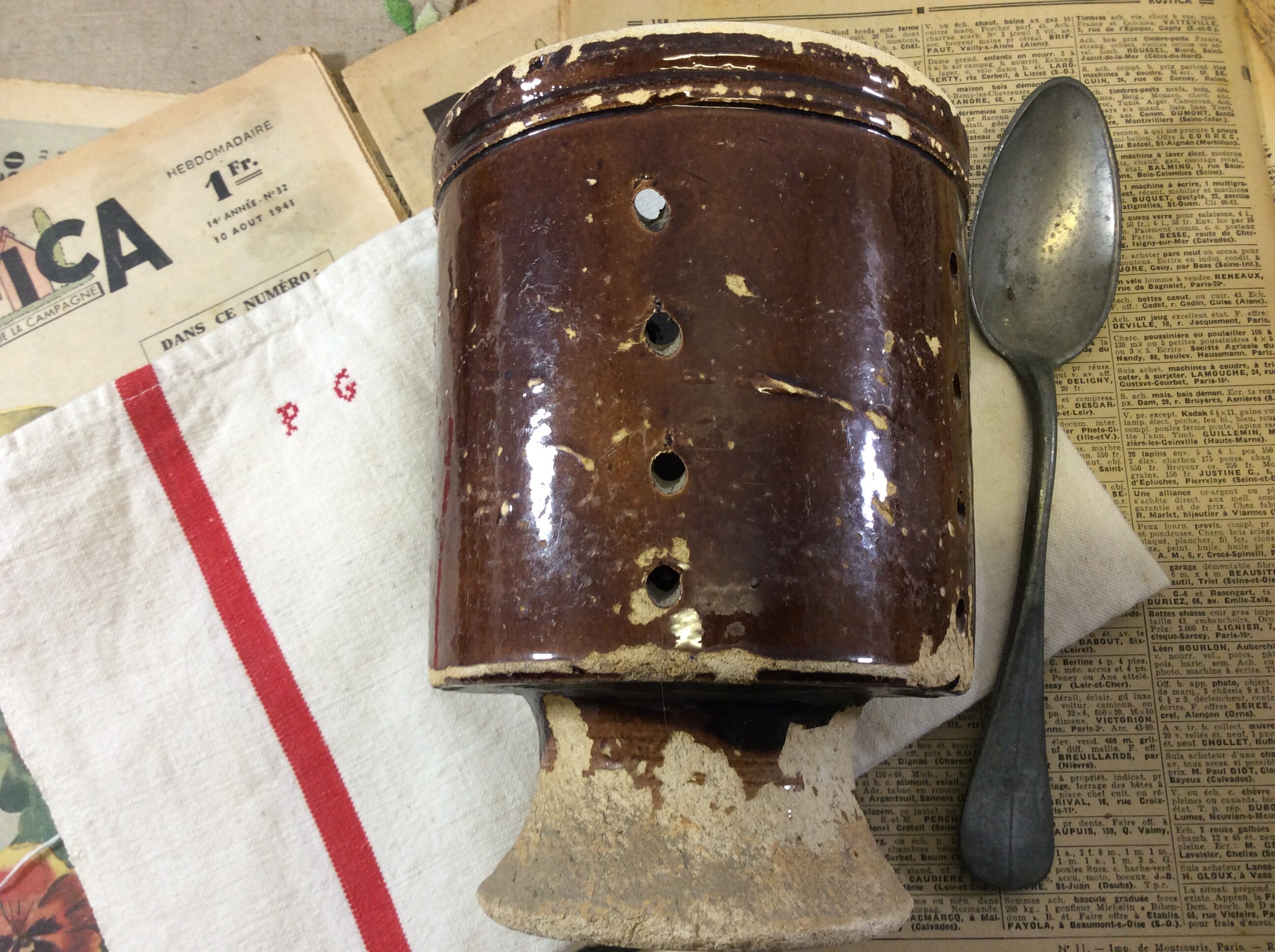 Antique Distressed Stoneware