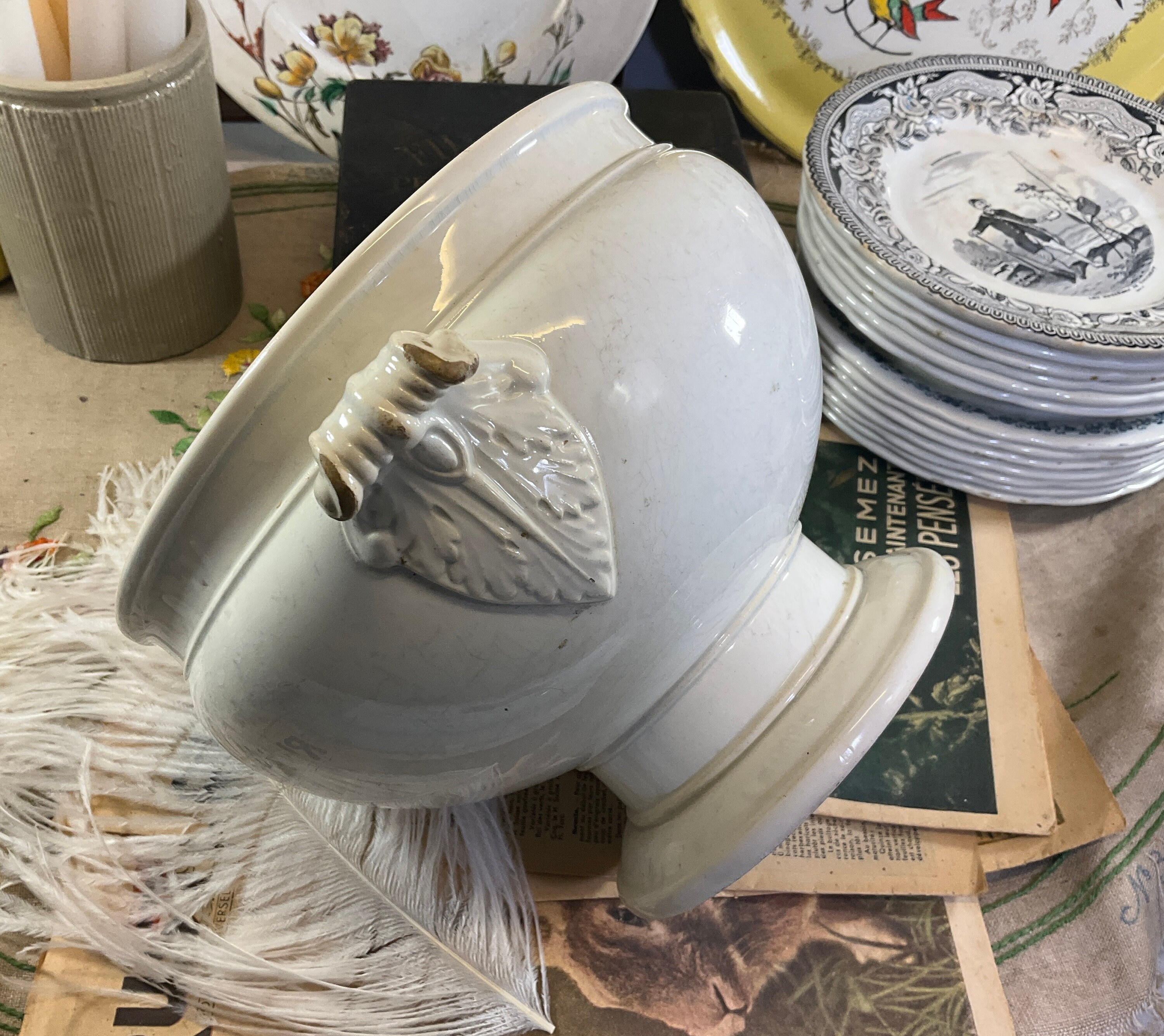 Français Antique 1800S Creil et Montereau Distressed Tureen - Français Shabby Teastained White Turee