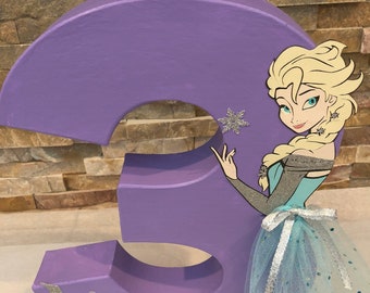 Customized Age - Winterwonderland/frozen/snowflakes-Mache Numbers- Birthday/Baby Shower/Room Decor/Centerpiece