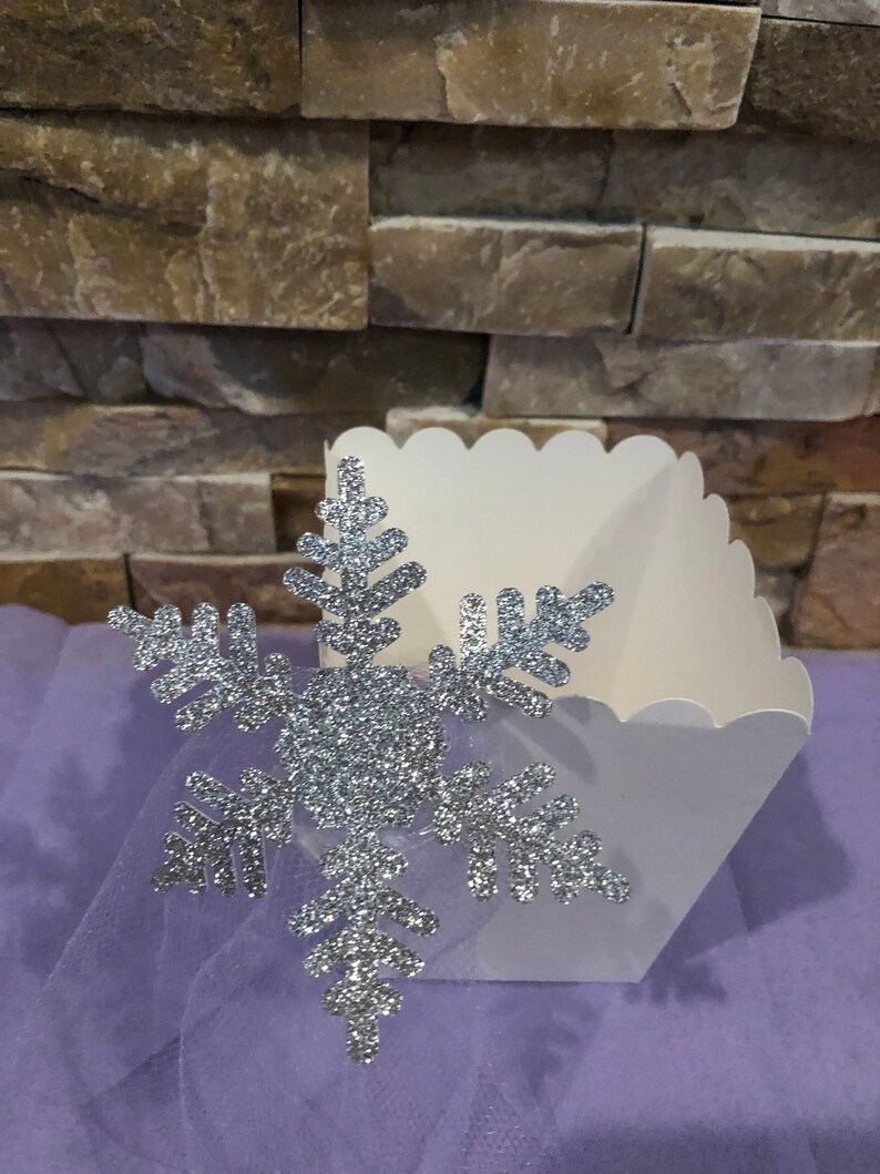 Snowflake Candy/popcorn - Small Box - Etsy
