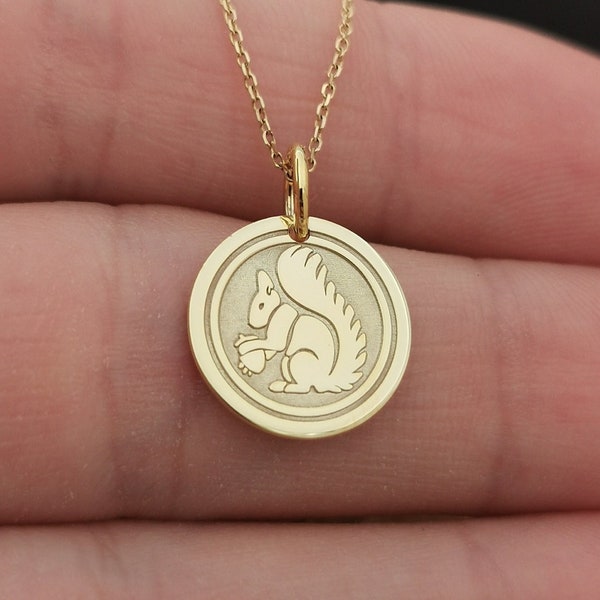 Zierliche 14k Solid Gold Eichhörnchen Halskette, personalisierte Eichhörnchen Anhänger, Eichhörnchen Charme, Tier Schmuck