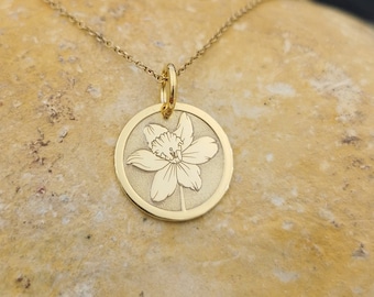 Dainty 14k Solid Gold Daffodil Flower Necklace, Personalized Daffodil Flower Pendant, Gold Daffodil Flower Coin, Flower Pendant