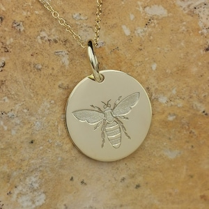 Dainty 14k Solid Gold Bee Necklace, Personalized Honeybee pendant, Tiny Bumble Bee Necklace