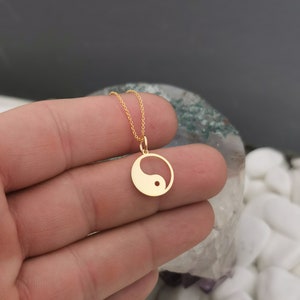 Dainty 14K Solid Gold Yin Yang Pendant Necklace