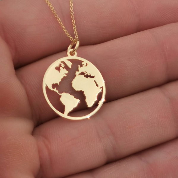 14k Solid Gold Earth Necklace, World Map medallion Necklace, Gold Coin Globe Necklace, Gold Disc WanderLust Necklace, Globetrotter