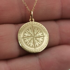 0,65 Inch (16,5mm) Compass Necklace 14K Solid Gold, Compass jewelry, compass charm, personalized compass, custom pendant, traveler gift