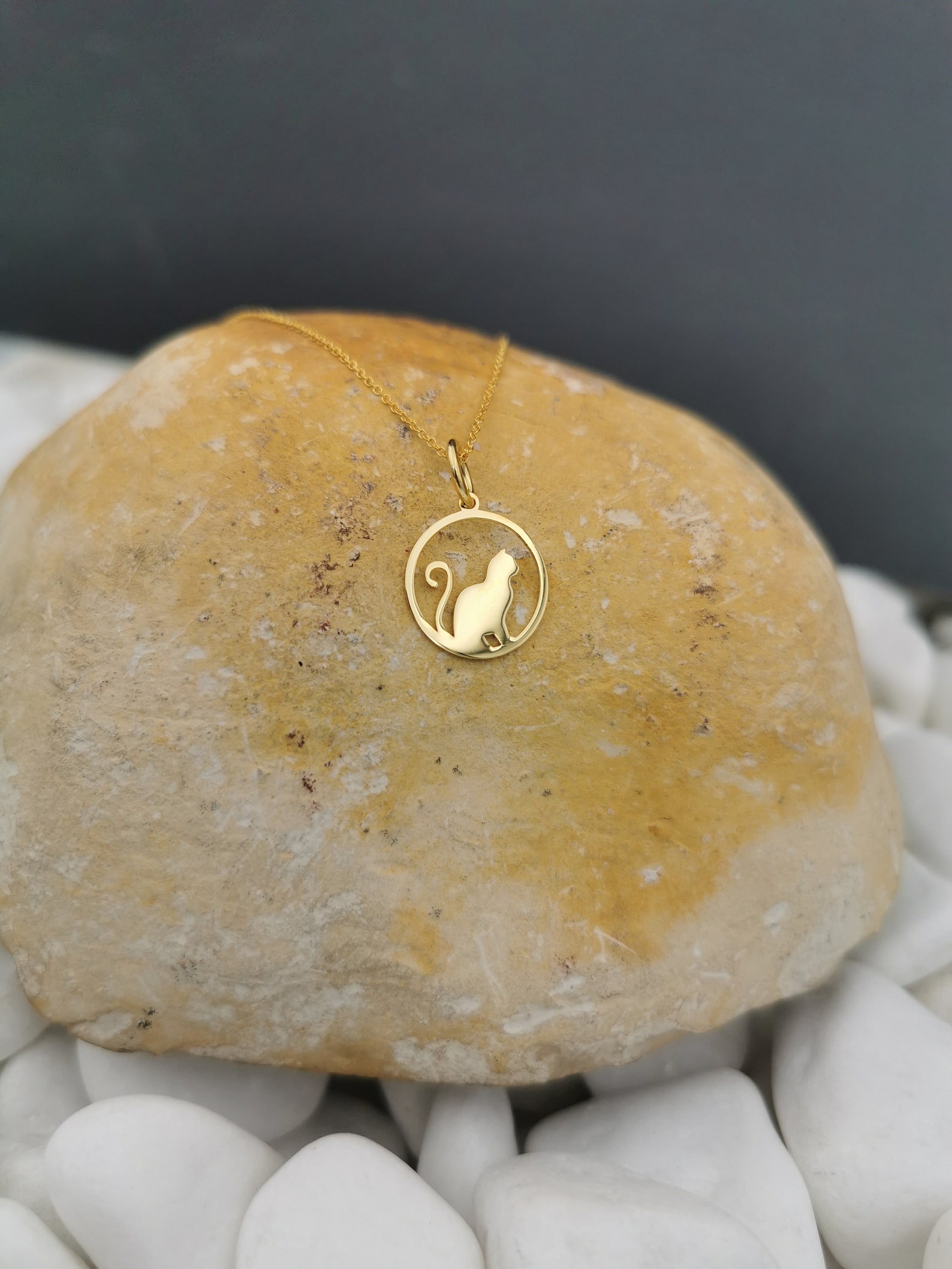 Dainty Gold Cat Necklace 14K Solid Gold Cat Pendant Etsy