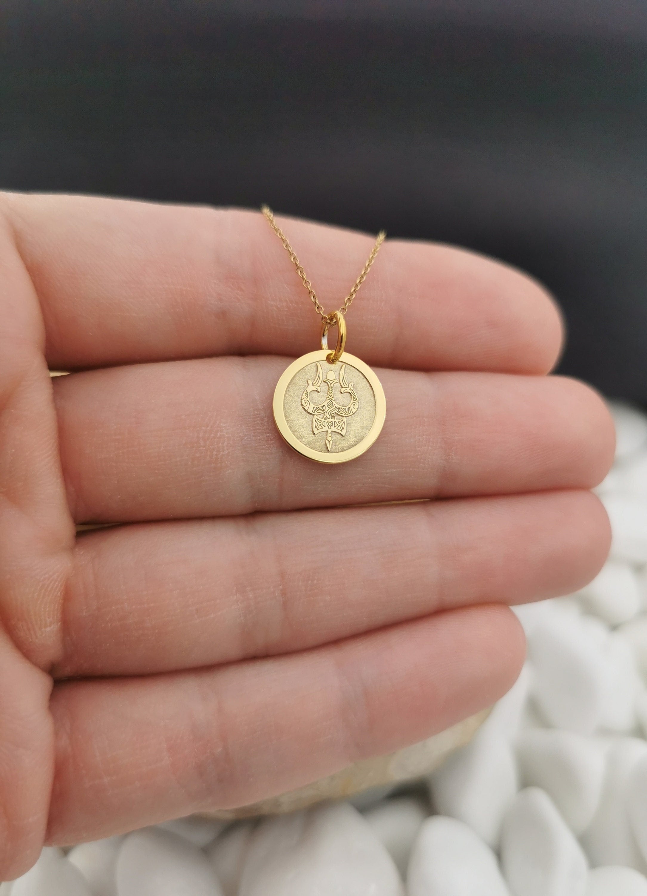 Shiv gold deals locket