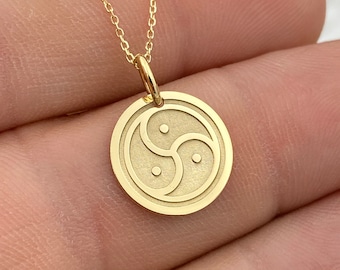 Dainty 14k Solid Gold Triskele Necklace, Personalized Triskelion Pendant, Trisquelion Pendant