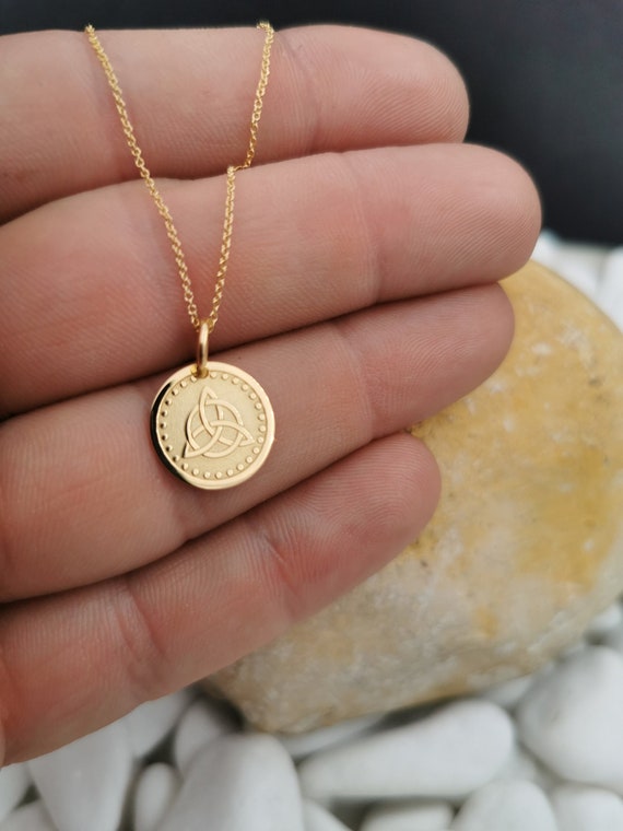 Etsy gold hotsell pendant necklace