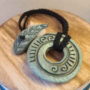 Dreadlock Toggle - 18 Different Styles
