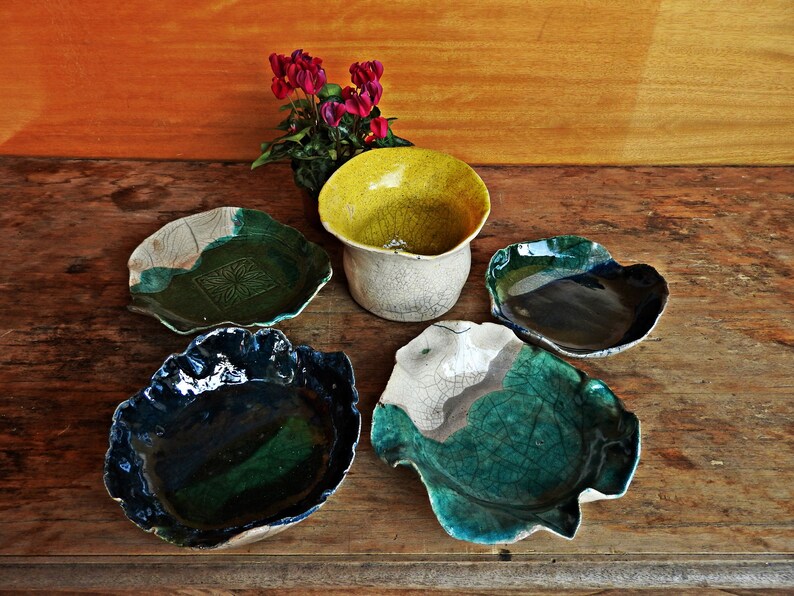 Raku pottery handmade flowerpot dish green and white ceramic planter dish ceramic saucer ceramics and pottery image 10