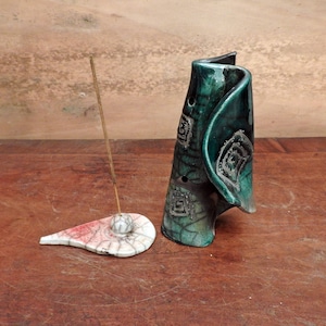 Two-piece raku ceramic incense holder I7