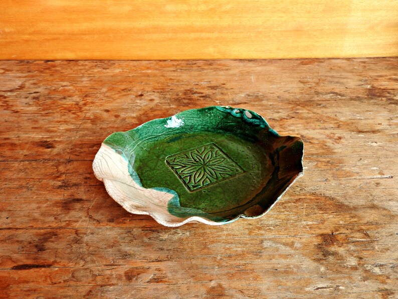 Raku pottery handmade flowerpot dish green and white ceramic planter dish ceramic saucer ceramics and pottery image 2