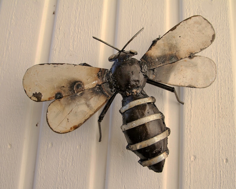 Metal Bee Garden Ornament Sculpture Art Wall Art Recycled Etsy UK