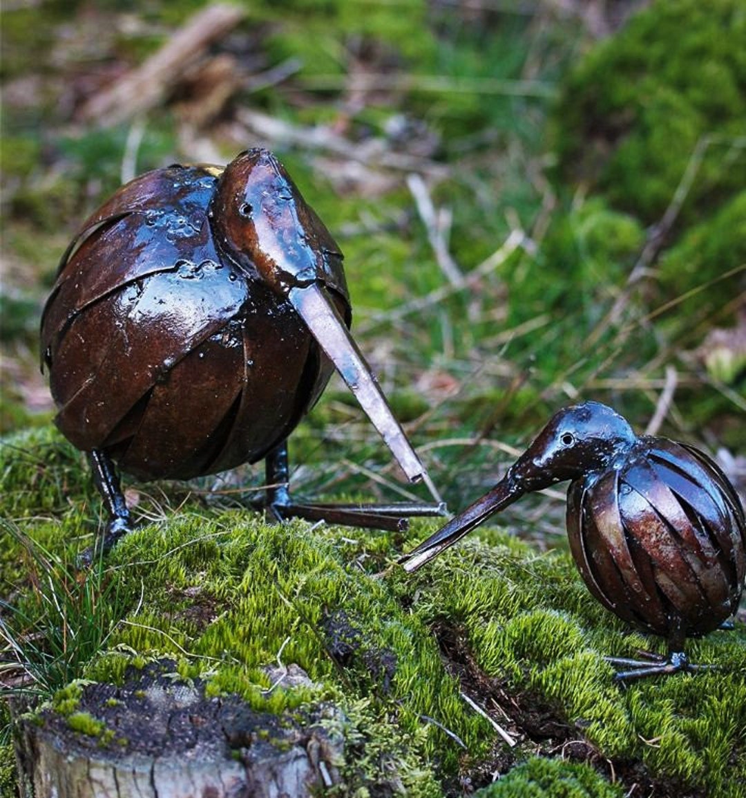 象嵌　銅製　花器　送料込み250714 Metal Kiwi Garden Ornament Sculpture Art - Handmade Recycled