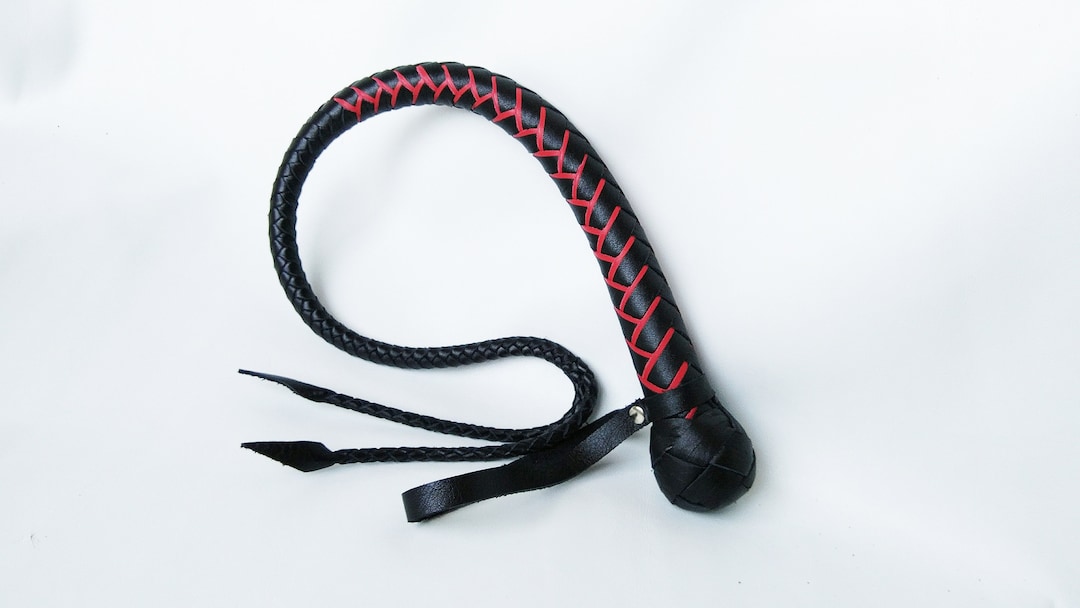 Fouet De Taureau (Bullwhip) En Cuir Véritable - 3 Pieds (env Fouet De Taureau (Bullwhip) En Cuir Véritable - 3 Pieds (env