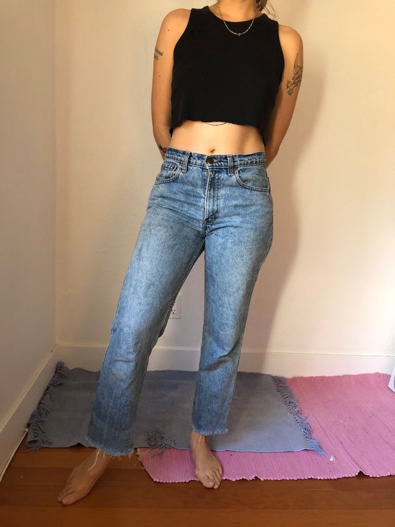 High Waisted Fringed Levis Jeans