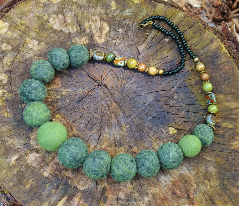 Green pompom necklace Felted bead necklace Felted jewelry necklace
