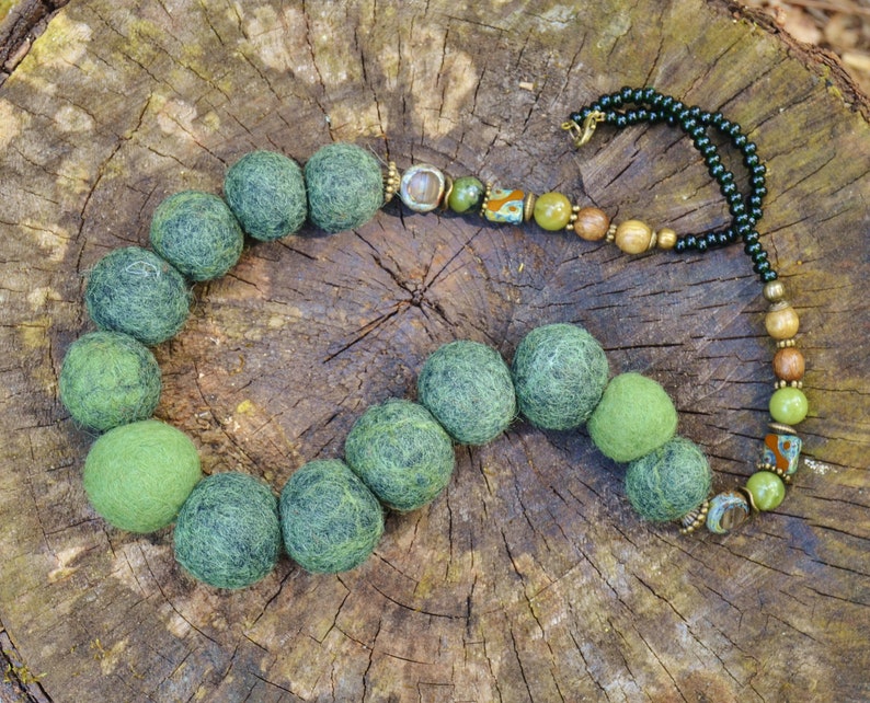 Green pompom necklace Felted bead necklace Felted jewelry necklace