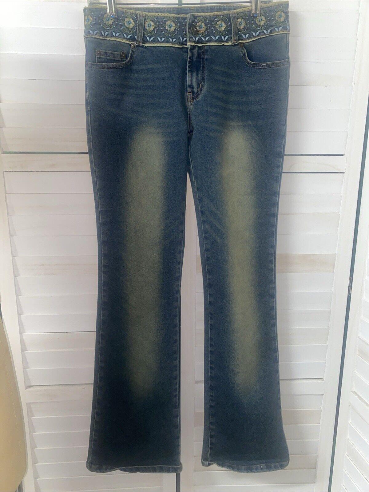 Vintage Y2K T2000 Jeans Blue Denim Mid Rise Flare Medium Wash