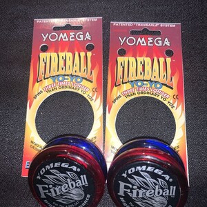 Set of 2 VTG 1995 Yomega Fireball Yo-Yos High Performance Red/Blue w/ Original Card image 1