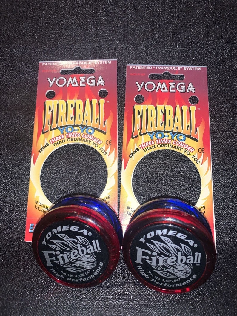 Set of 2 VTG 1995 Yomega Fireball Yo-Yos High Performance Red/Blue w/ Original Card image 1